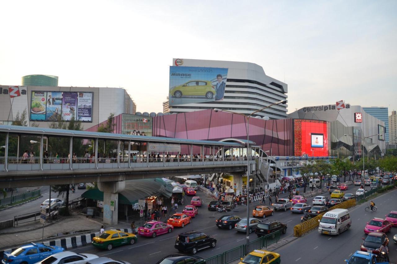 Matini Ratchada 32 Hotel Bangkok Kültér fotó