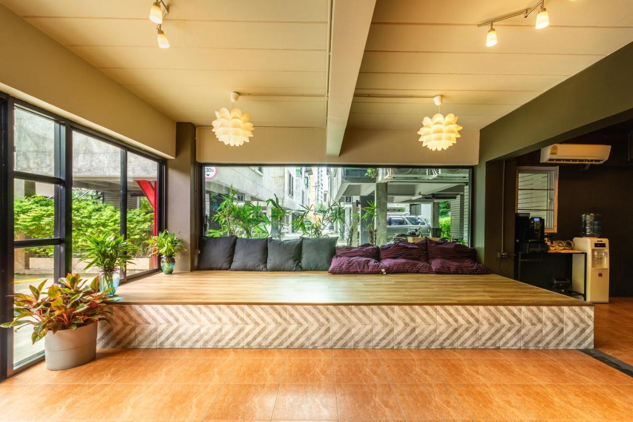 Matini Ratchada 32 Hotel Bangkok Kültér fotó